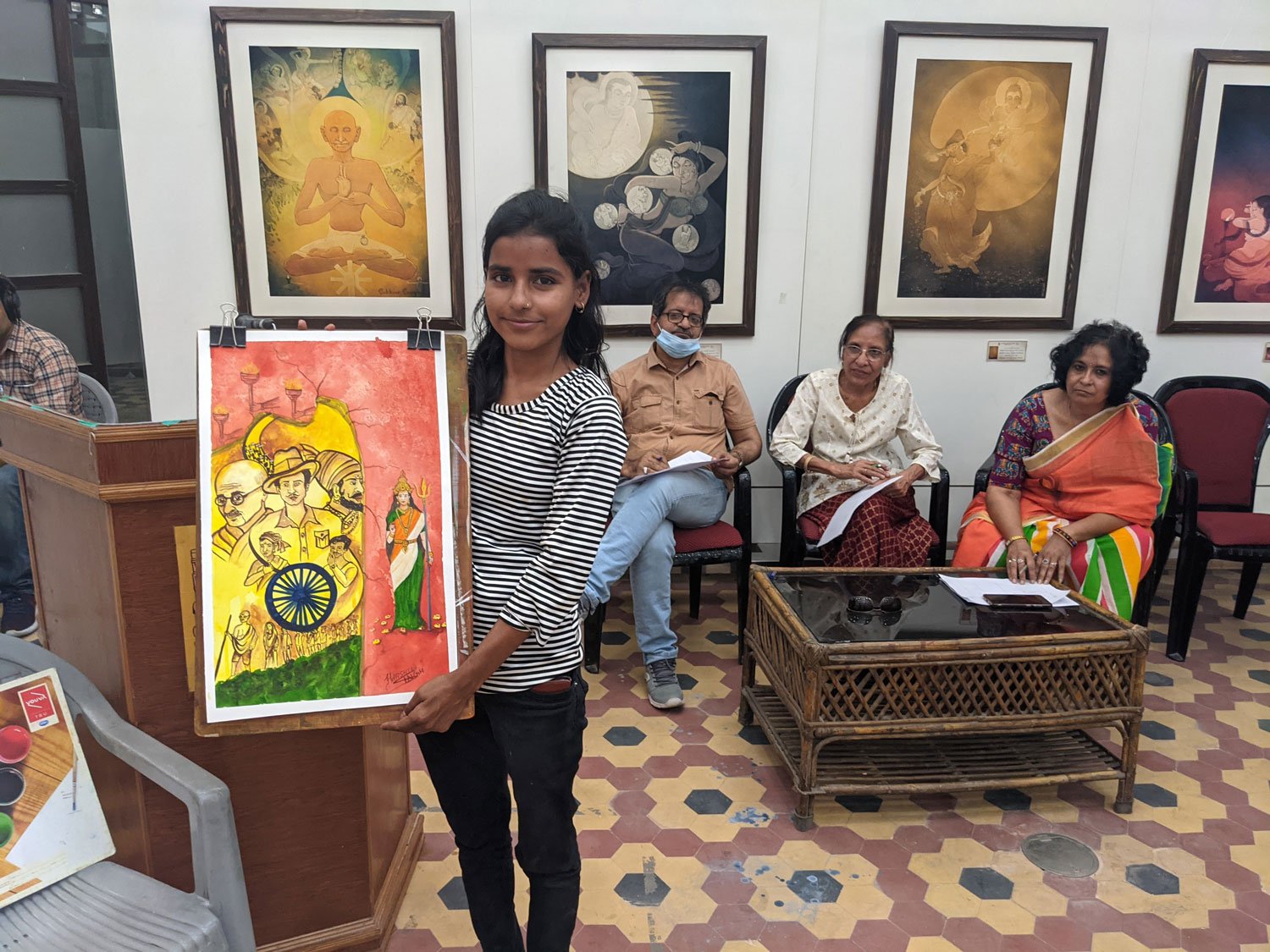 Prof. Sukhvir Sanghal teaching students at Kala Bharti in Allahabad